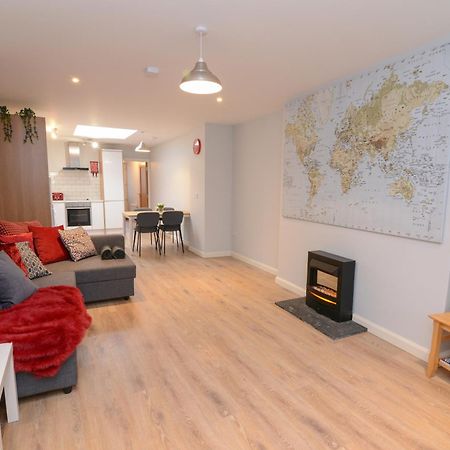 The Red Keep Fab Location - Two Bed - Two Bathrooms -Townhouse Galway Bagian luar foto