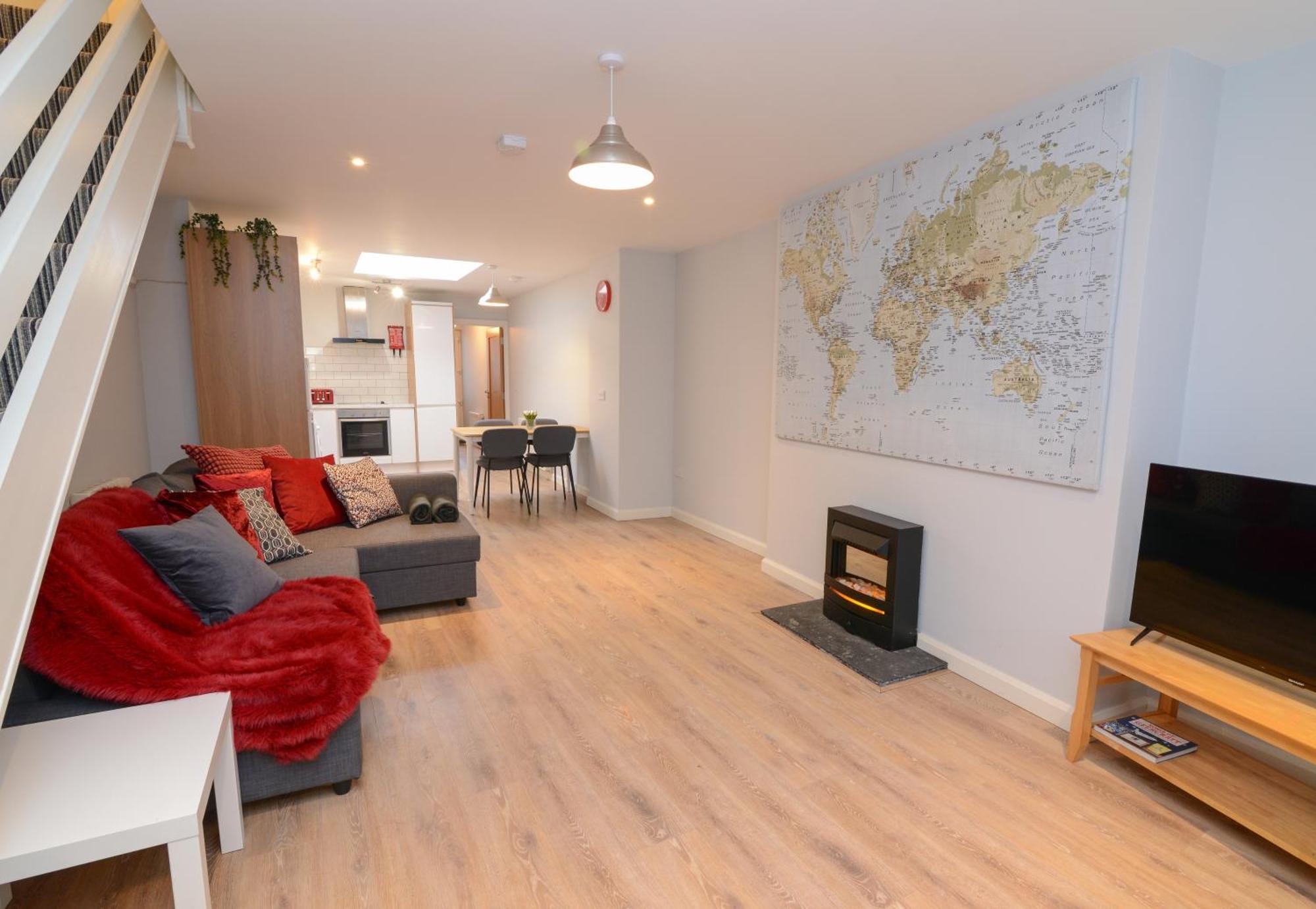 The Red Keep Fab Location - Two Bed - Two Bathrooms -Townhouse Galway Bagian luar foto